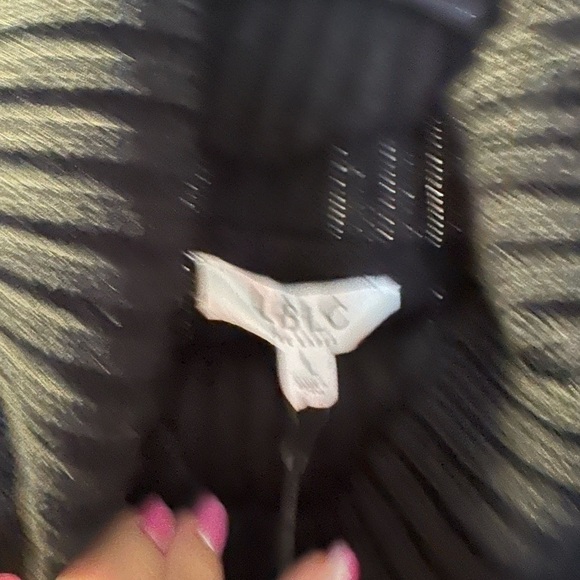 NWT BLC The Label Casey Sweater in Black - Picture 10 of 12